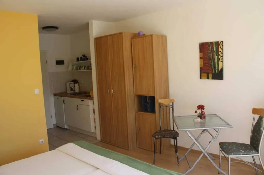 Studio Apartment In Trogir With Balcony, Air Conditioning, Wifi 4328-2 0*,