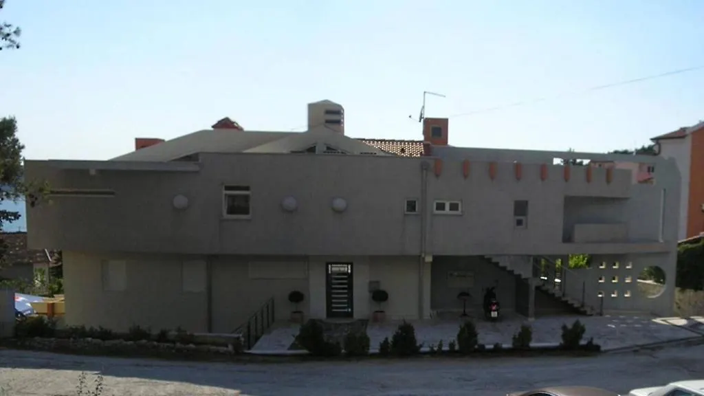 Studio Apartment In Trogir With Balcony, Air Conditioning, Wifi 4328-2