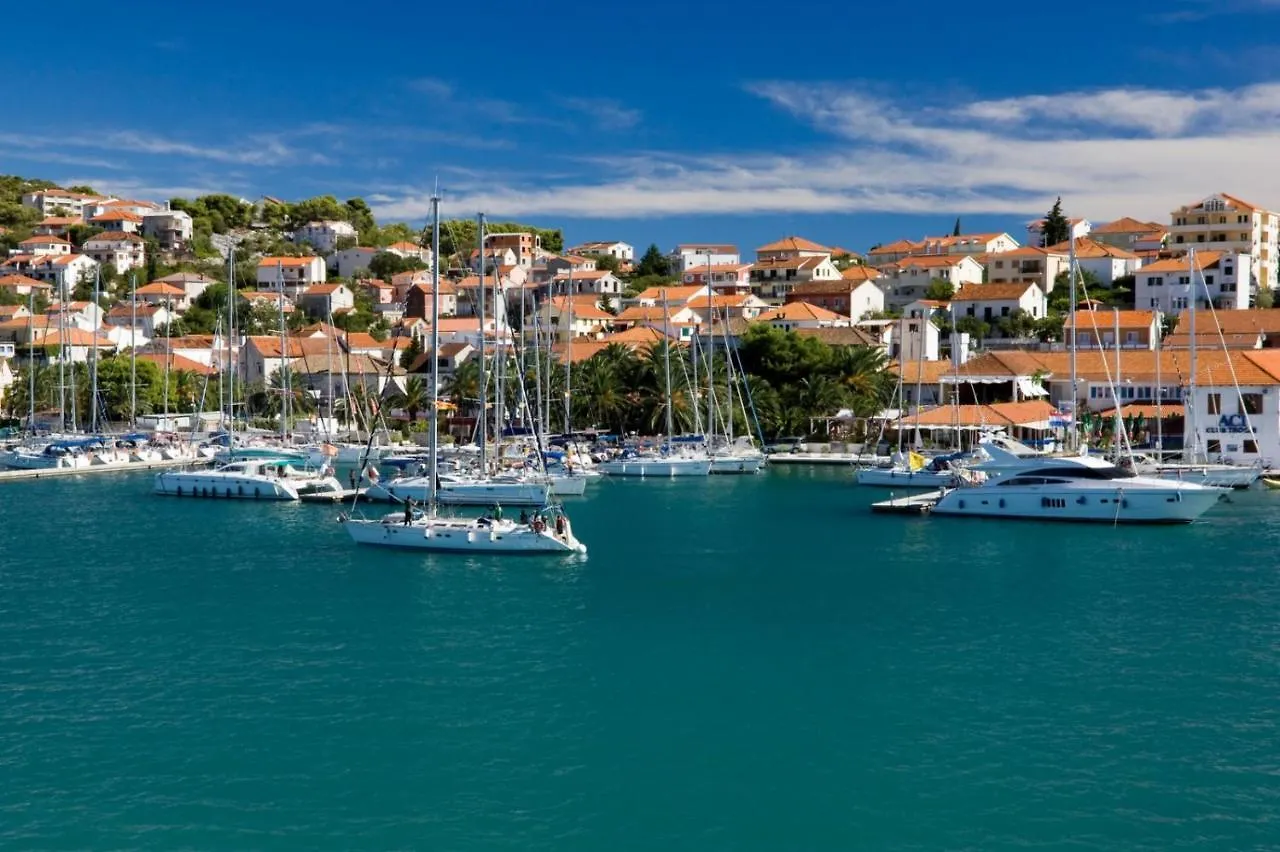 Studio Apartment In Trogir With Balcony, Air Conditioning, Wifi 4328-2